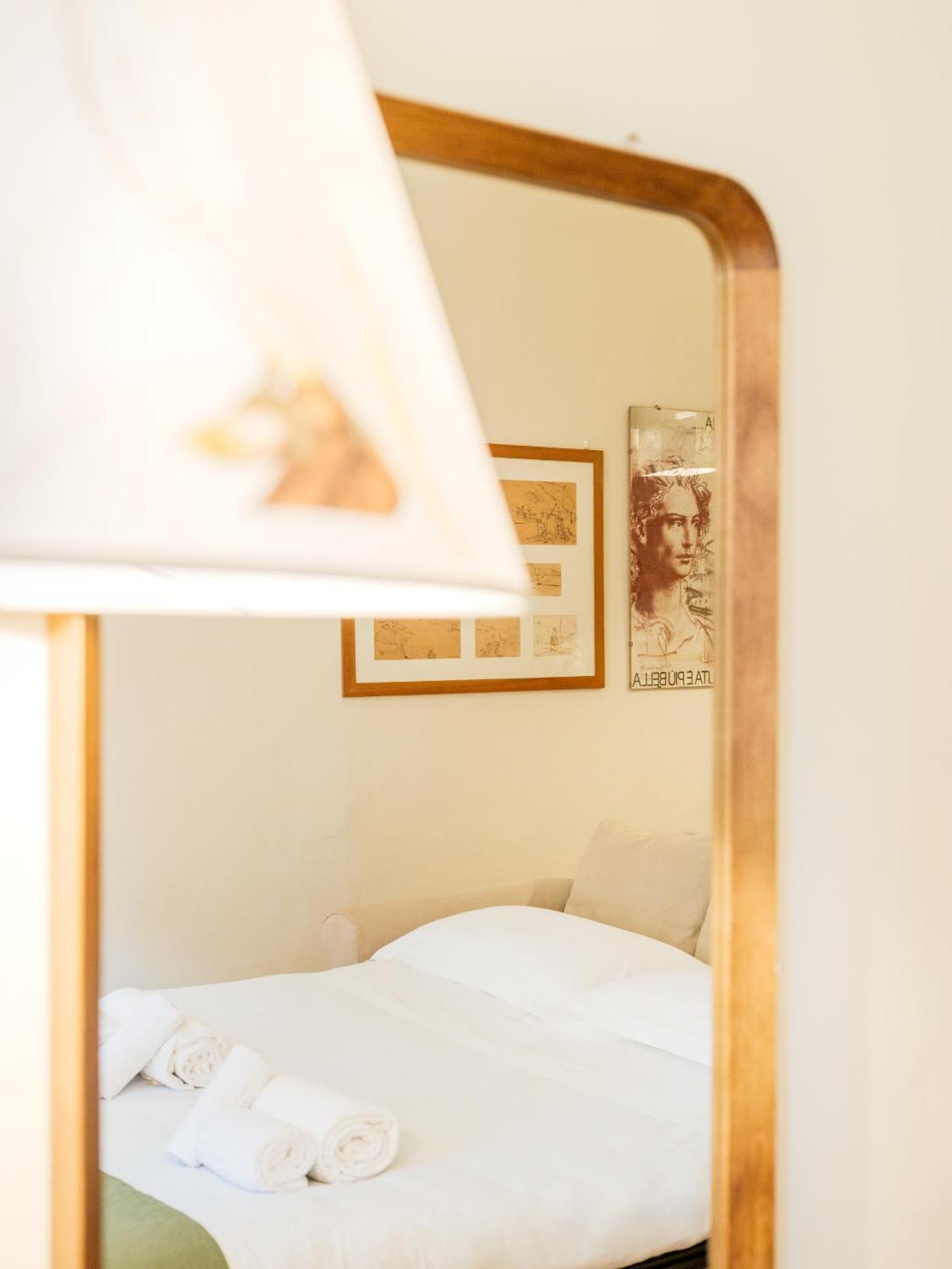 Casa Anna - Charming Central Apartment Флоренция Экстерьер фото